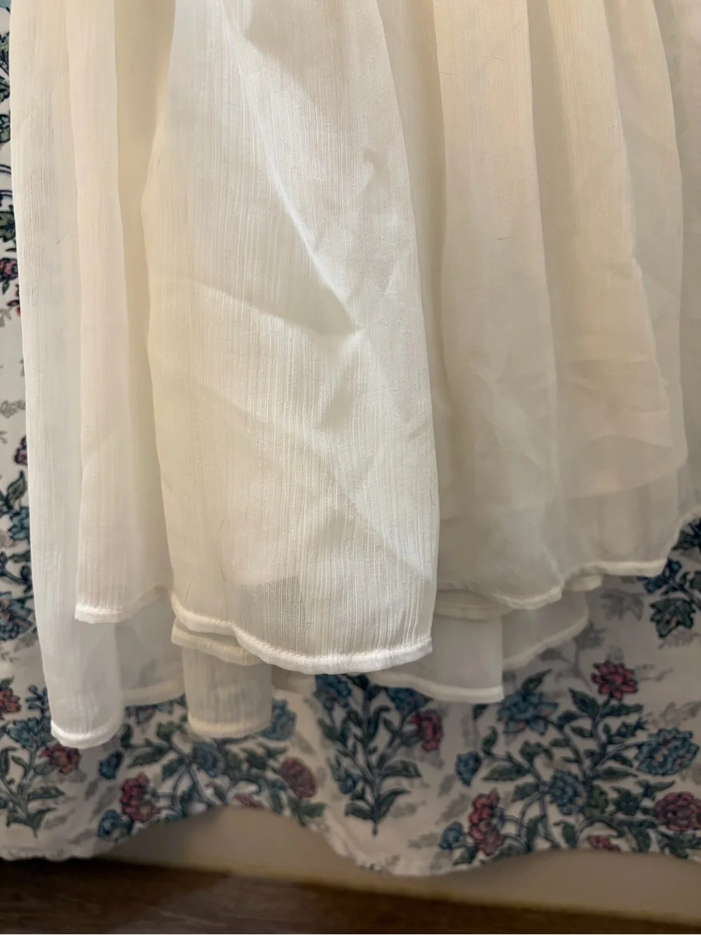 Abercrombie & Fitch Ivory Tiered Maxi Dress V-Neck Sleeveless